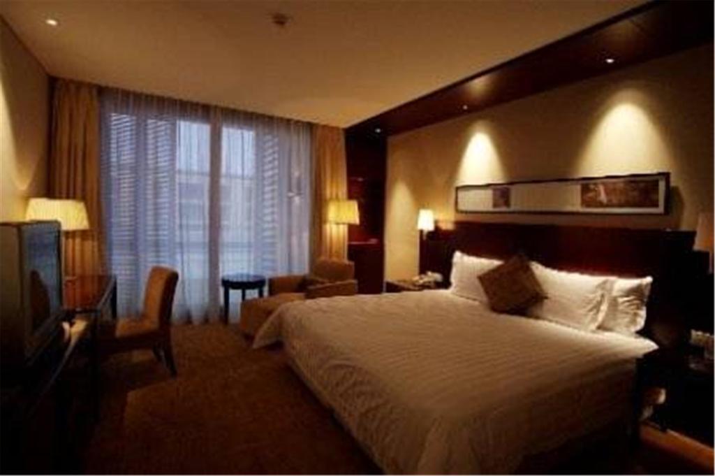 Howard Johnson Plaza Lingang Shanghai Nanhui Cameră foto